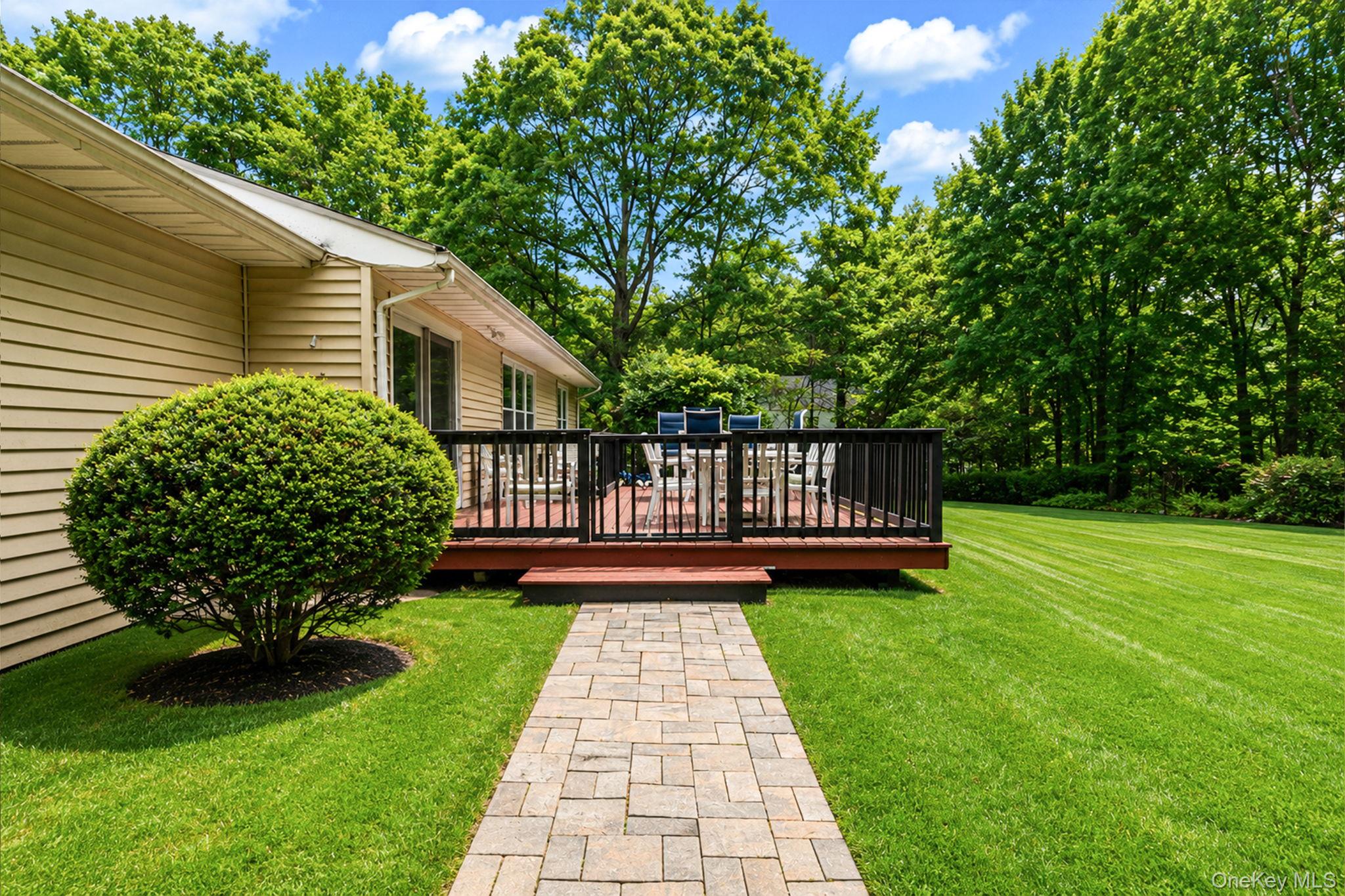15 Cliff Road Port Jefferson, NY 11777 - Photo 28 of 38 Gallery Image 28