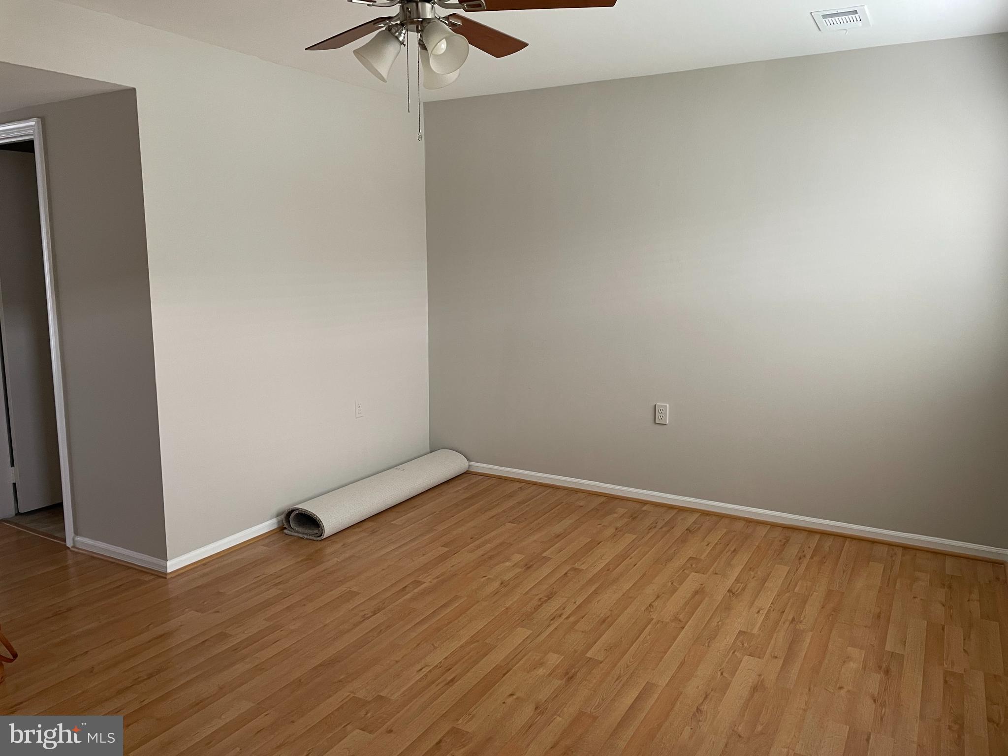 213 Ritter Place Berryville, VA 22611 - Photo 3 of 14 Living Room