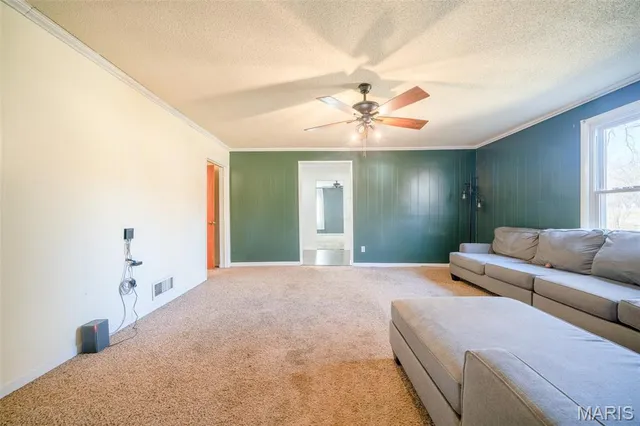 $265,000 | 5646 Olive Street, Tebbetts, MO 65080