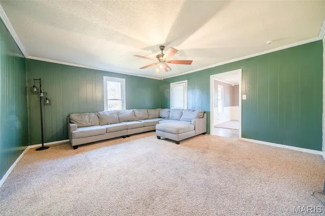 $265,000 | 5646 Olive Street, Tebbetts, MO 65080