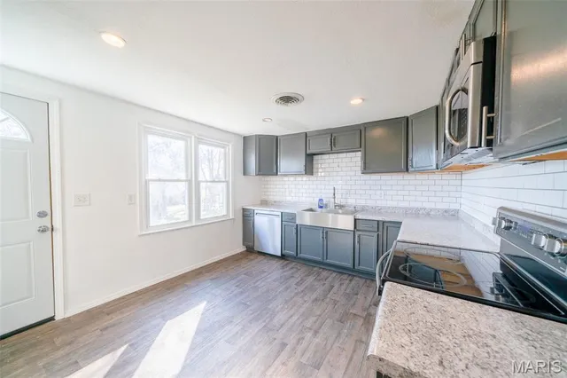 $265,000 | 5646 Olive Street, Tebbetts, MO 65080