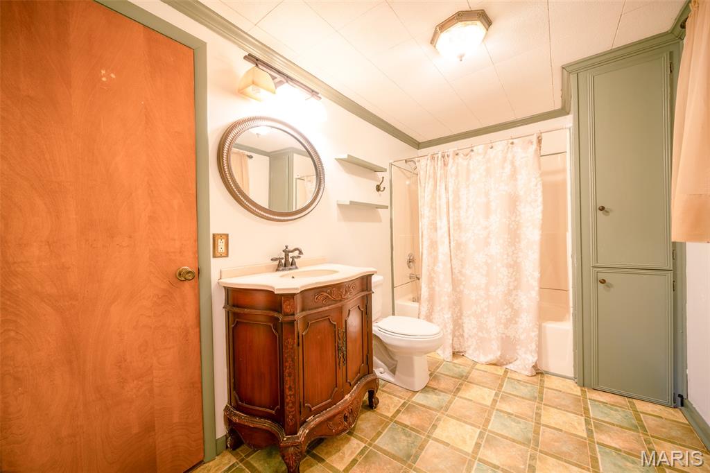 5646 Olive Street Tebbetts, MO 65080 - Photo 28 of 50