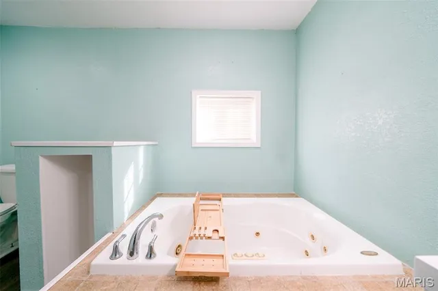 $265,000 | 5646 Olive Street, Tebbetts, MO 65080