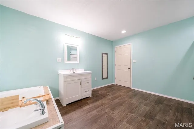 $265,000 | 5646 Olive Street, Tebbetts, MO 65080