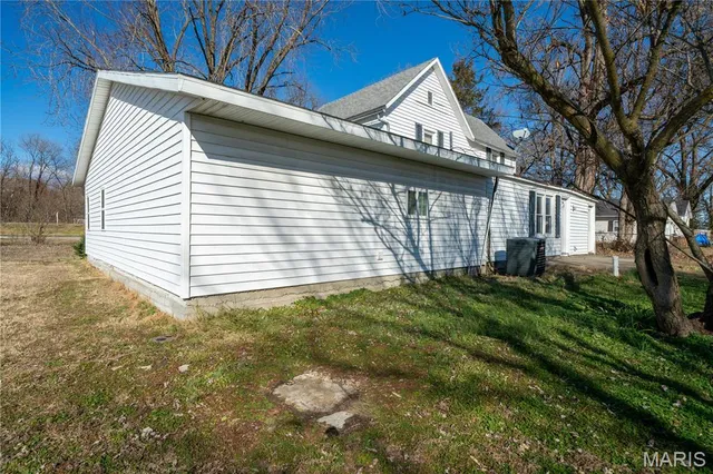 $265,000 | 5646 Olive Street, Tebbetts, MO 65080