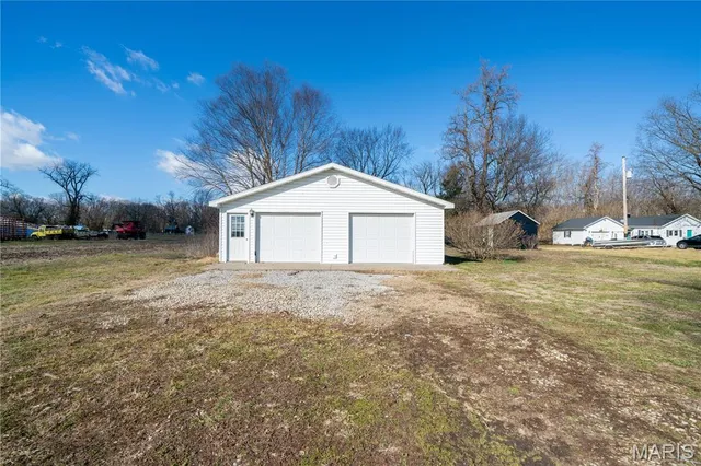 $265,000 | 5646 Olive Street, Tebbetts, MO 65080