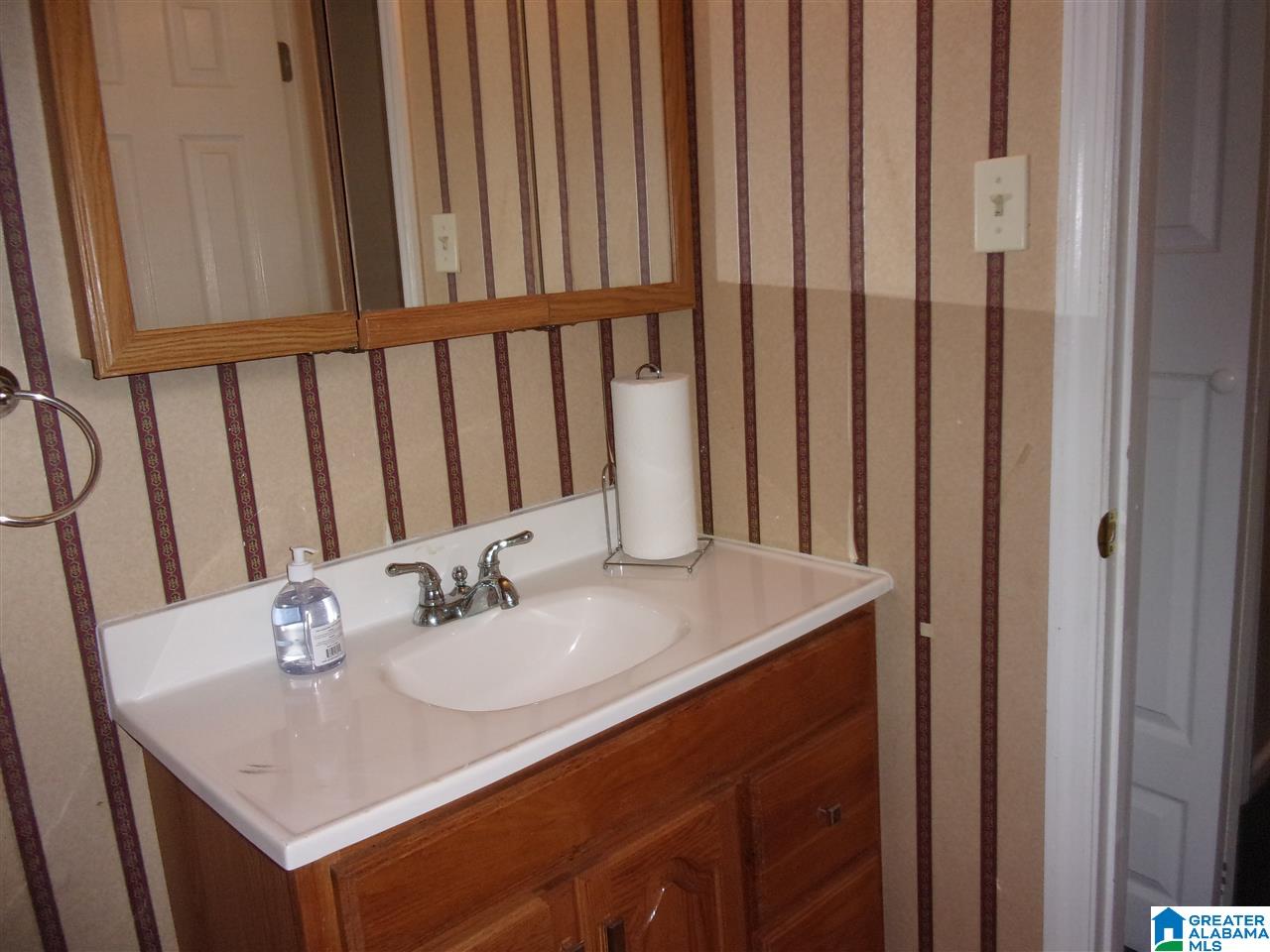 1701 58th Street West Birmingham, AL 35228 - Photo 17 of 20