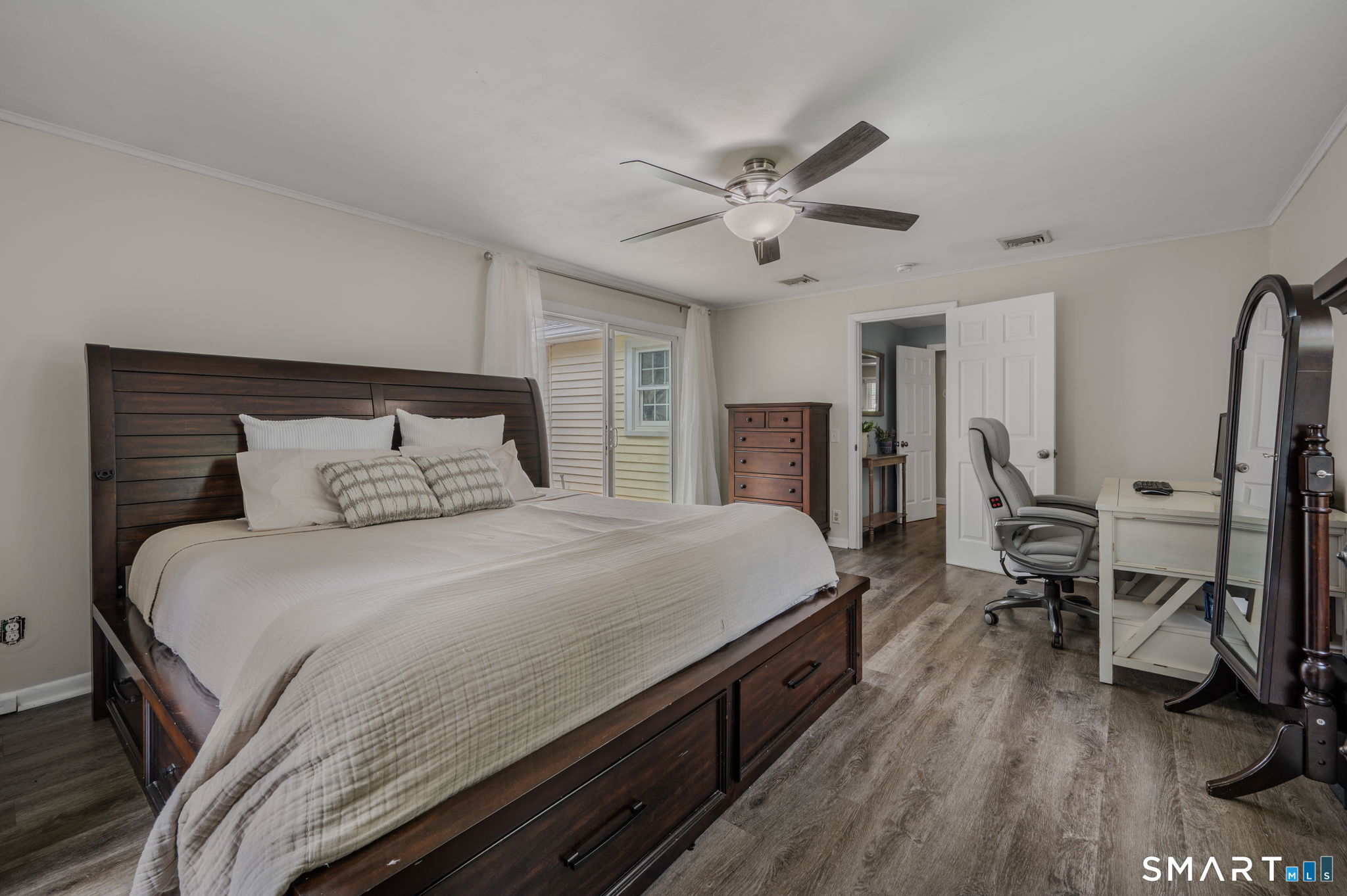 65 Flat Iron Road Guilford, CT 06437 - Photo 15 of 40