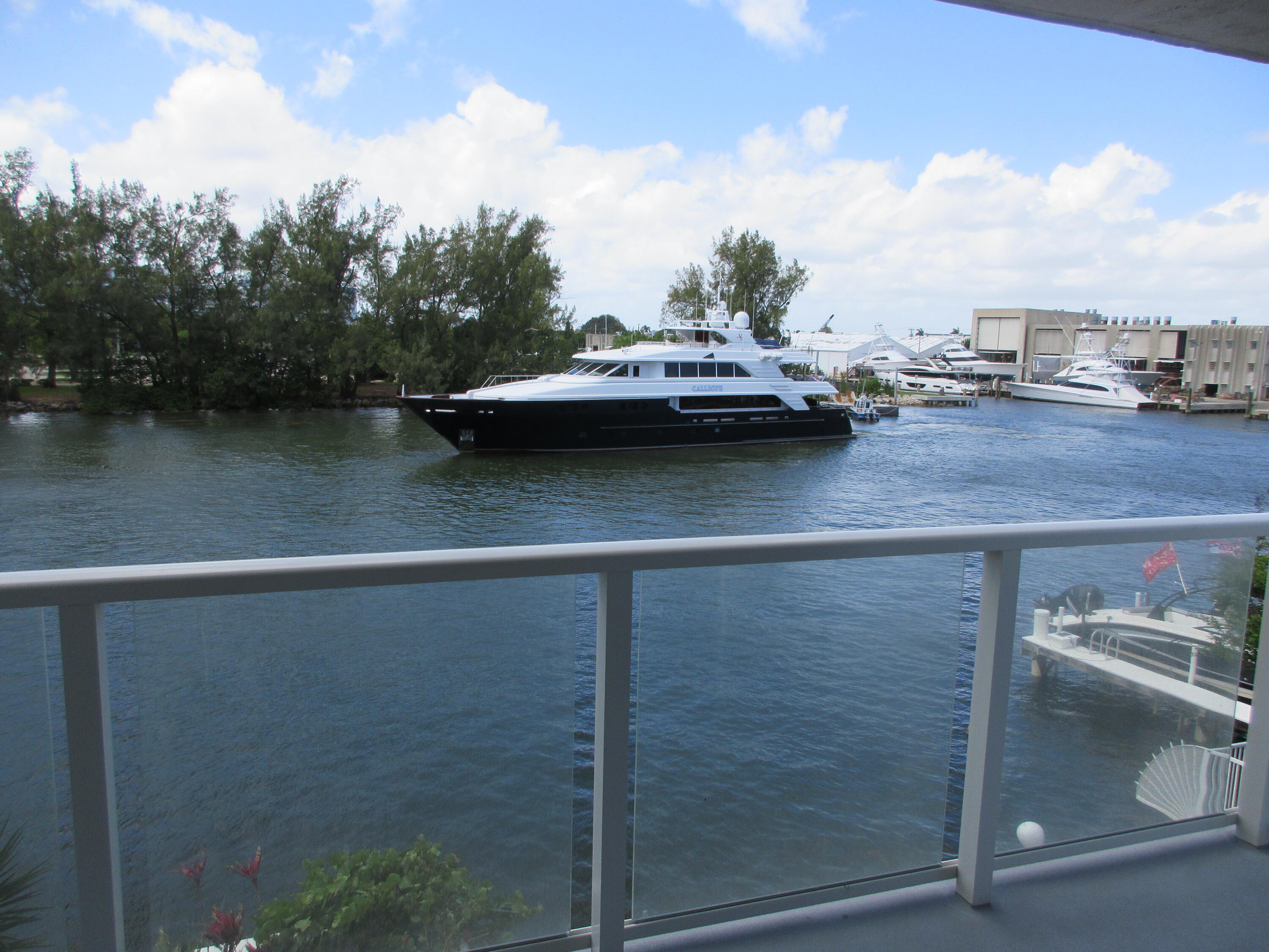 1401 North Riverside Drive, Unit 307 Pompano Beach, FL 33062 - Photo 12 of 29 IMG_0292