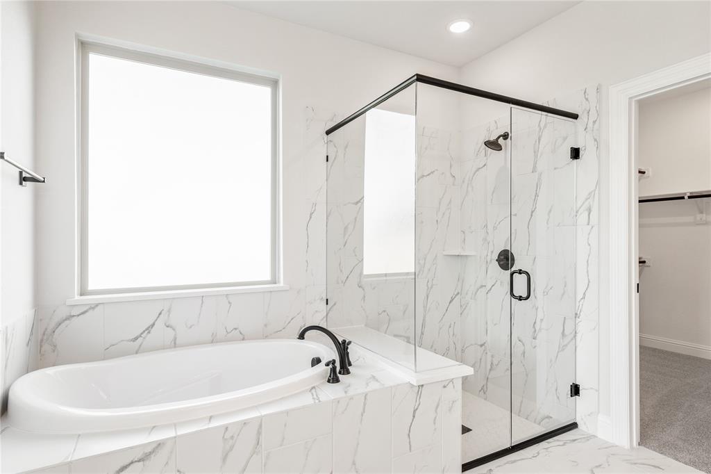 623 Crystal Lk Lane Red Oak, TX 75154 - Photo 18 of 36