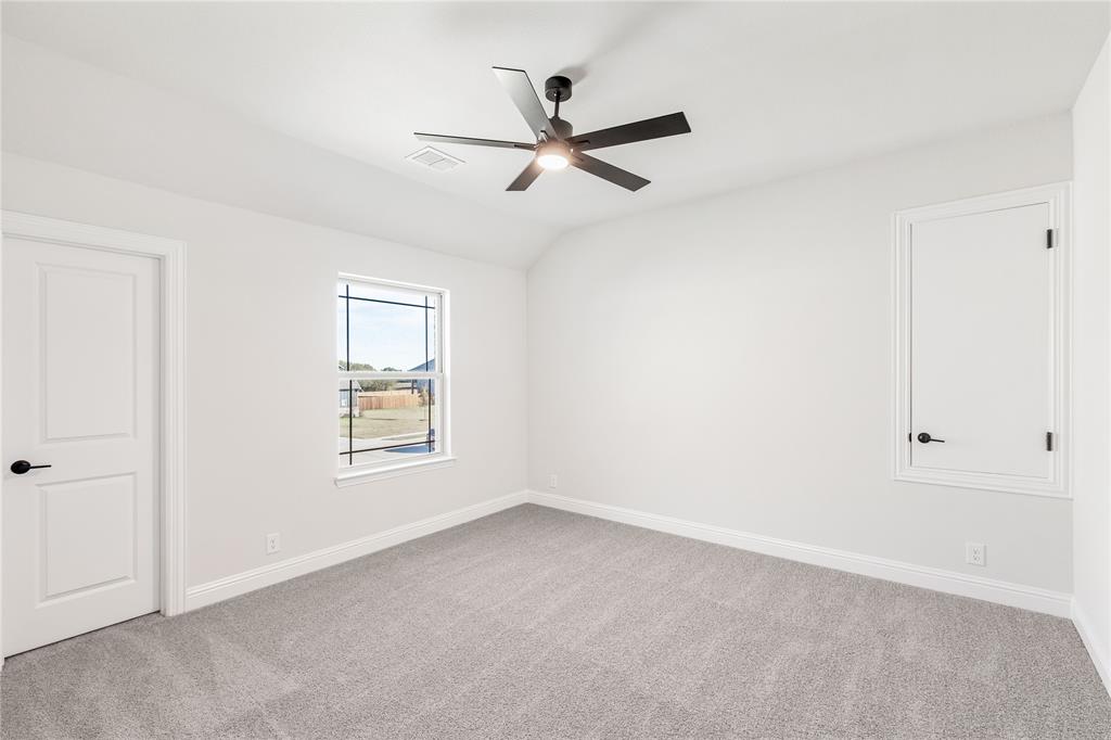 623 Crystal Lk Lane Red Oak, TX 75154 - Photo 28 of 36