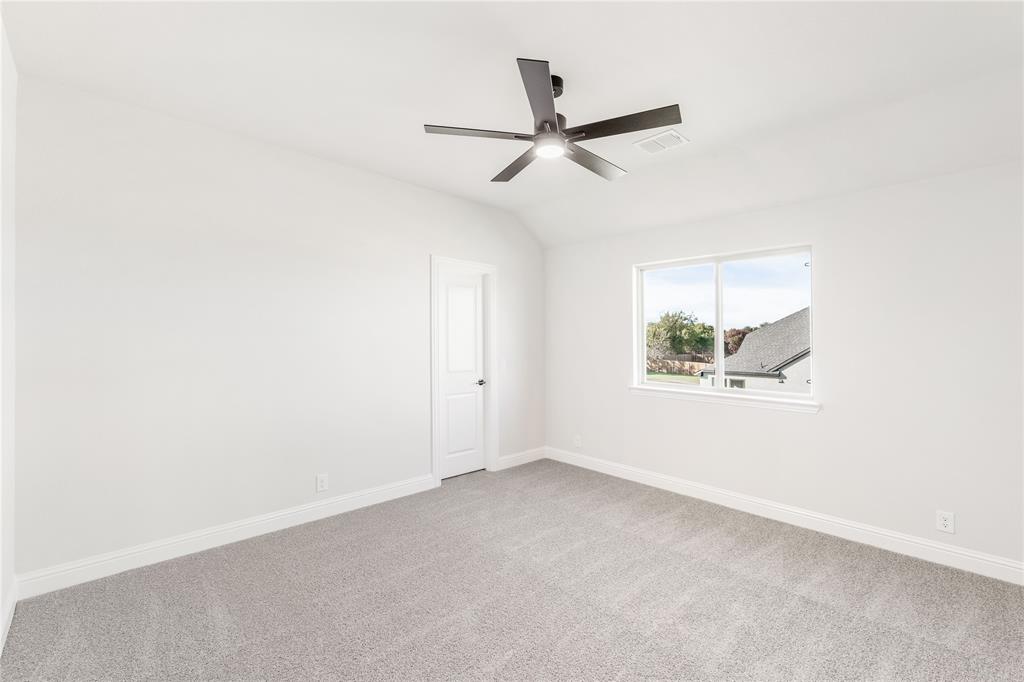 623 Crystal Lk Lane Red Oak, TX 75154 - Photo 29 of 36