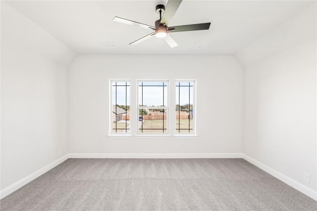 623 Crystal Lk Lane Red Oak, TX 75154 - Photo 30 of 36