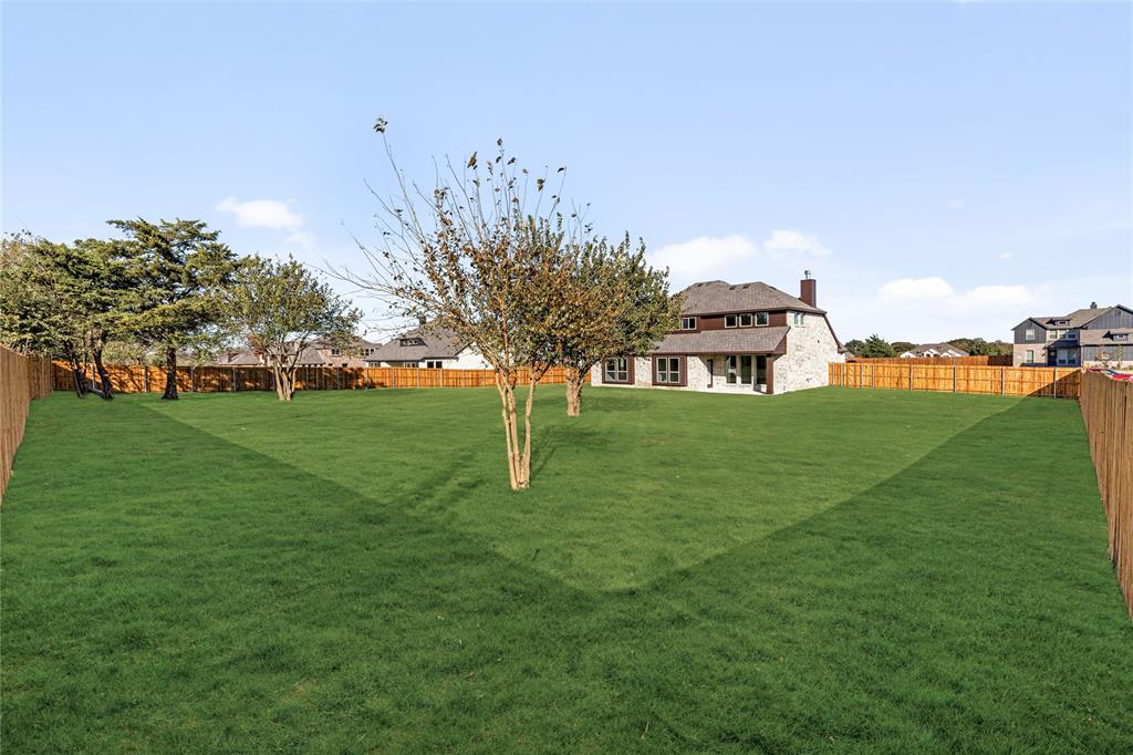 623 Crystal Lk Lane Red Oak, TX 75154 - Photo 35 of 36