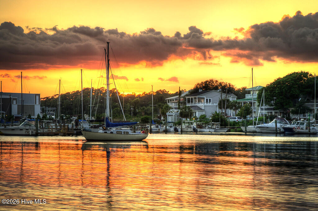 558 Mission Road Southport, NC 28461 - Photo 47 of 51 Southport Sunset