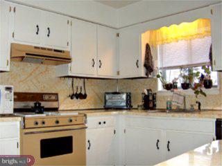 215 Wistar Road Fairless Hills, PA 19030 - Photo 3 of 5 Gallery Image 3