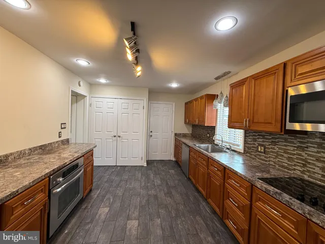 $4,000 | 6806 Ruskin Street, Springfield, VA 22150