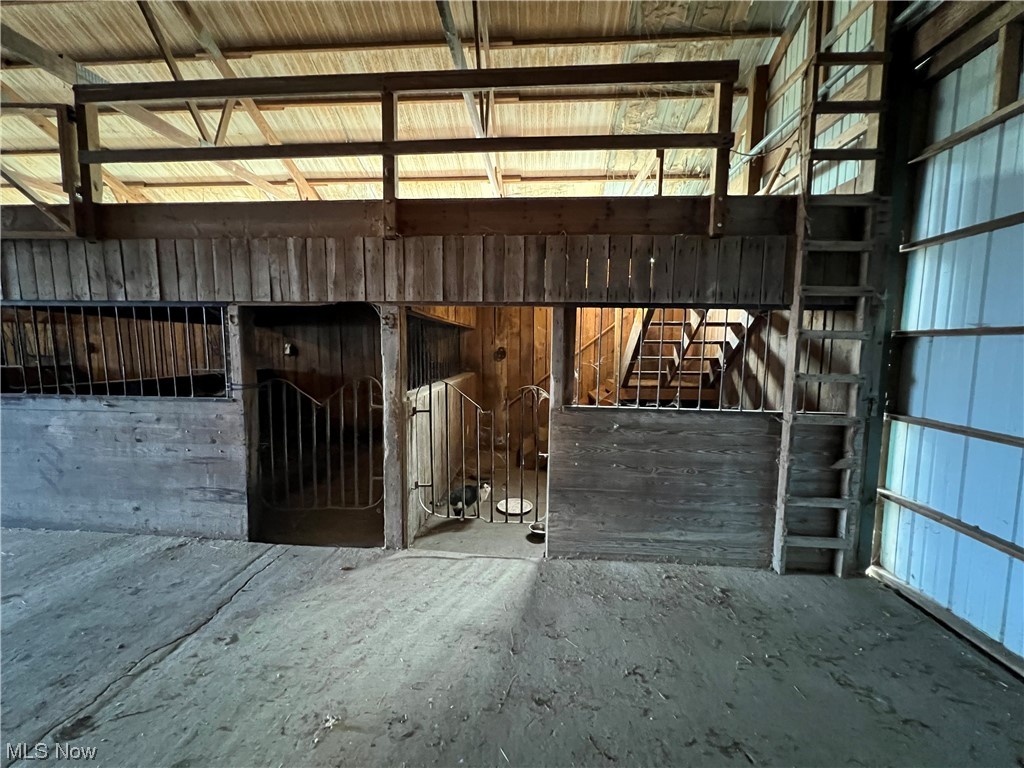 50519 Carroll Road East Liverpool, OH 43920 - Photo 36 of 45 View of horse barn