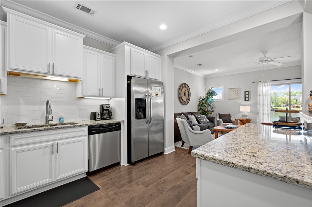 509 Mariners Circle St. Simons Island, GA 31522 - Photo 10 of 46