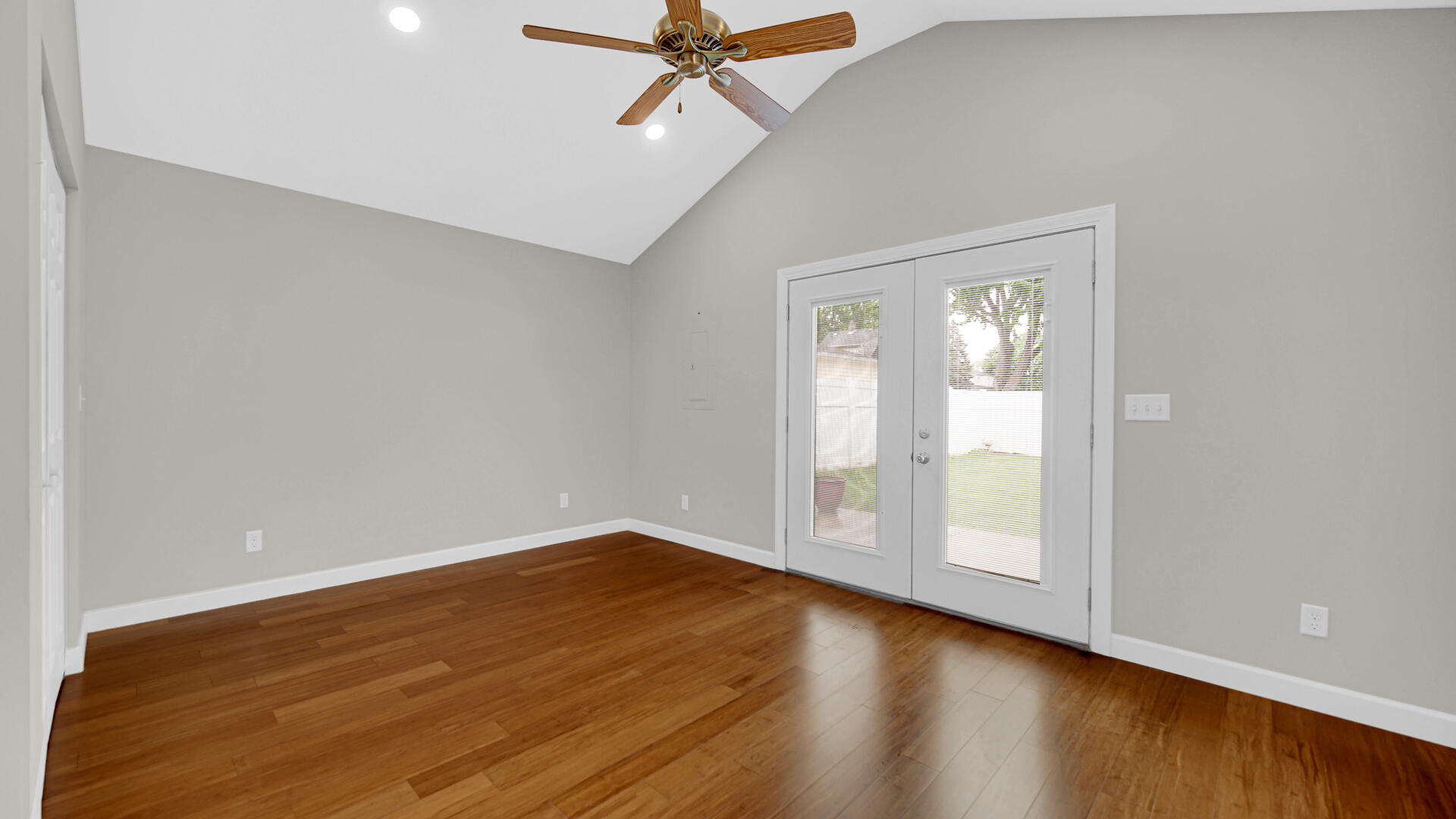214 North Jay Avenue Griffith, IN 46319 - Photo 11 of 19 1920x1080