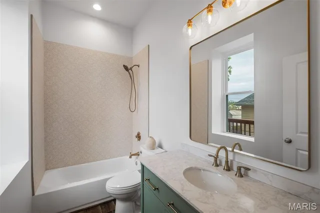 $189,900 | 6117 Alaska Avenue, St. Louis, MO 63111