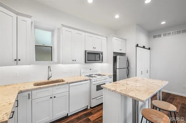 $189,900 | 6117 Alaska Avenue, St. Louis, MO 63111