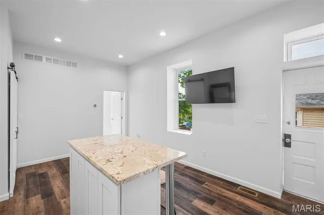 $189,900 | 6117 Alaska Avenue, St. Louis, MO 63111