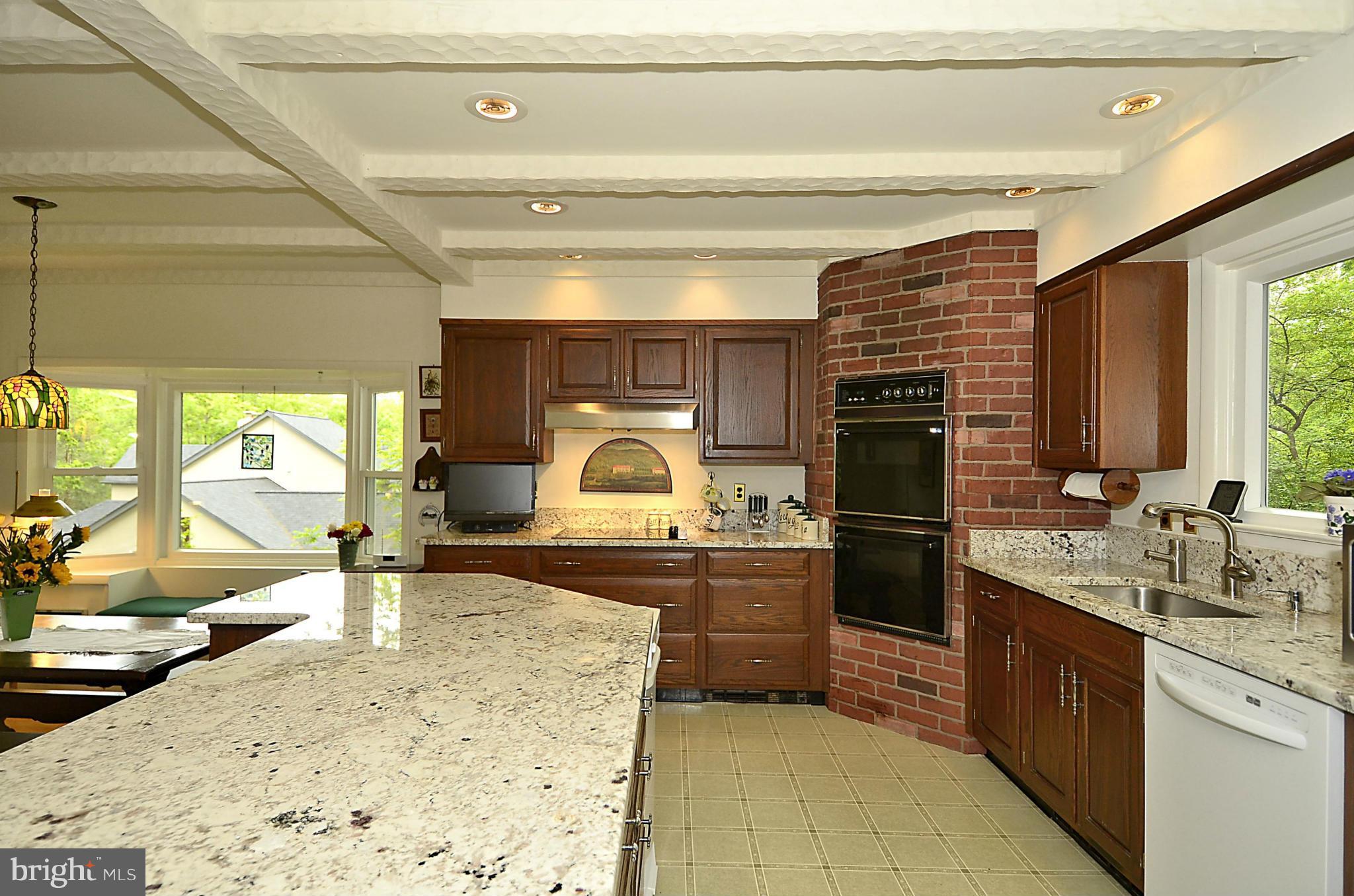 6300 Poe Road Bethesda, MD 20817 - Photo 15 of 29 Kitchen