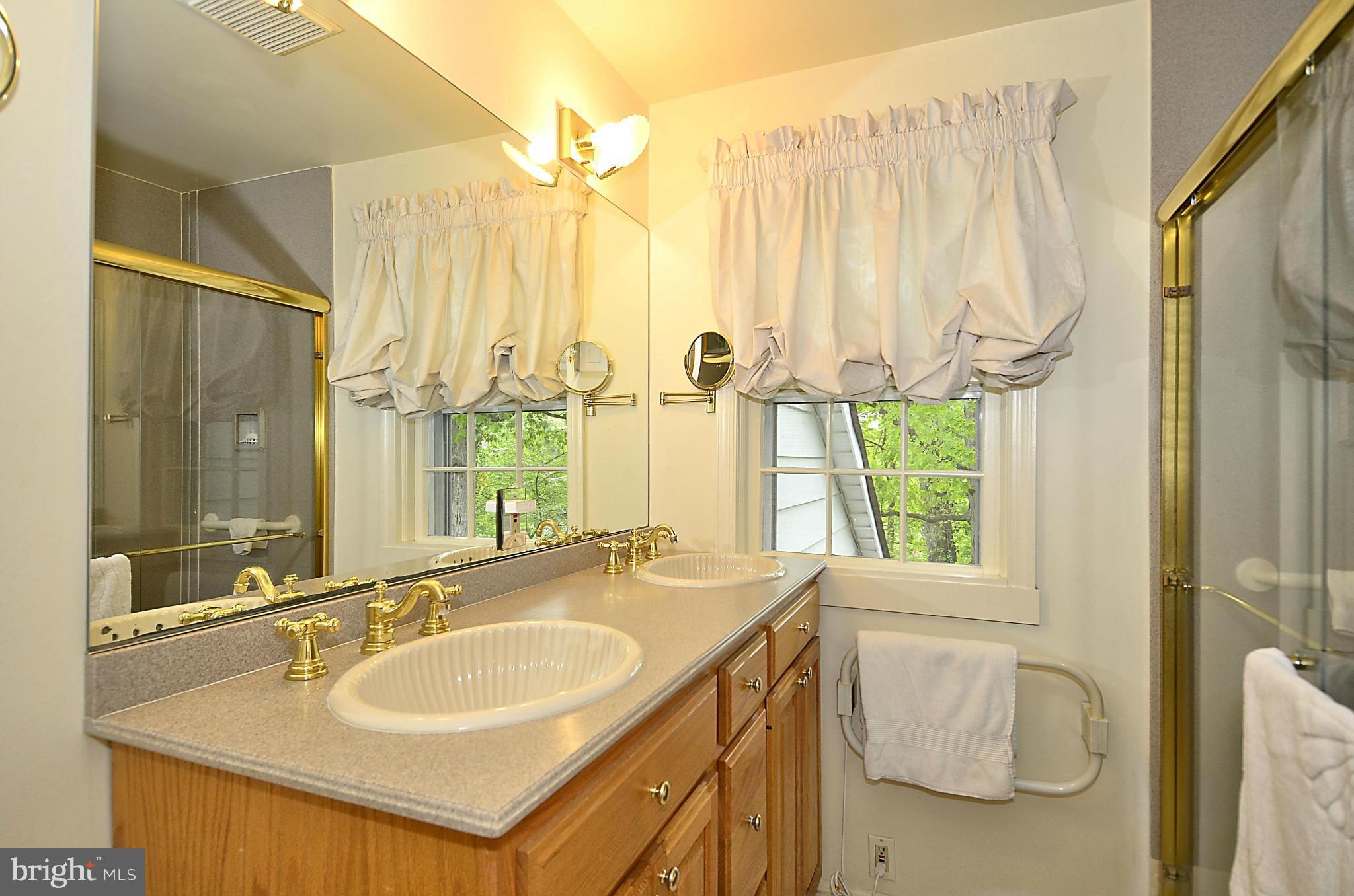 6300 Poe Road Bethesda, MD 20817 - Photo 24 of 29 Bath (Master)
