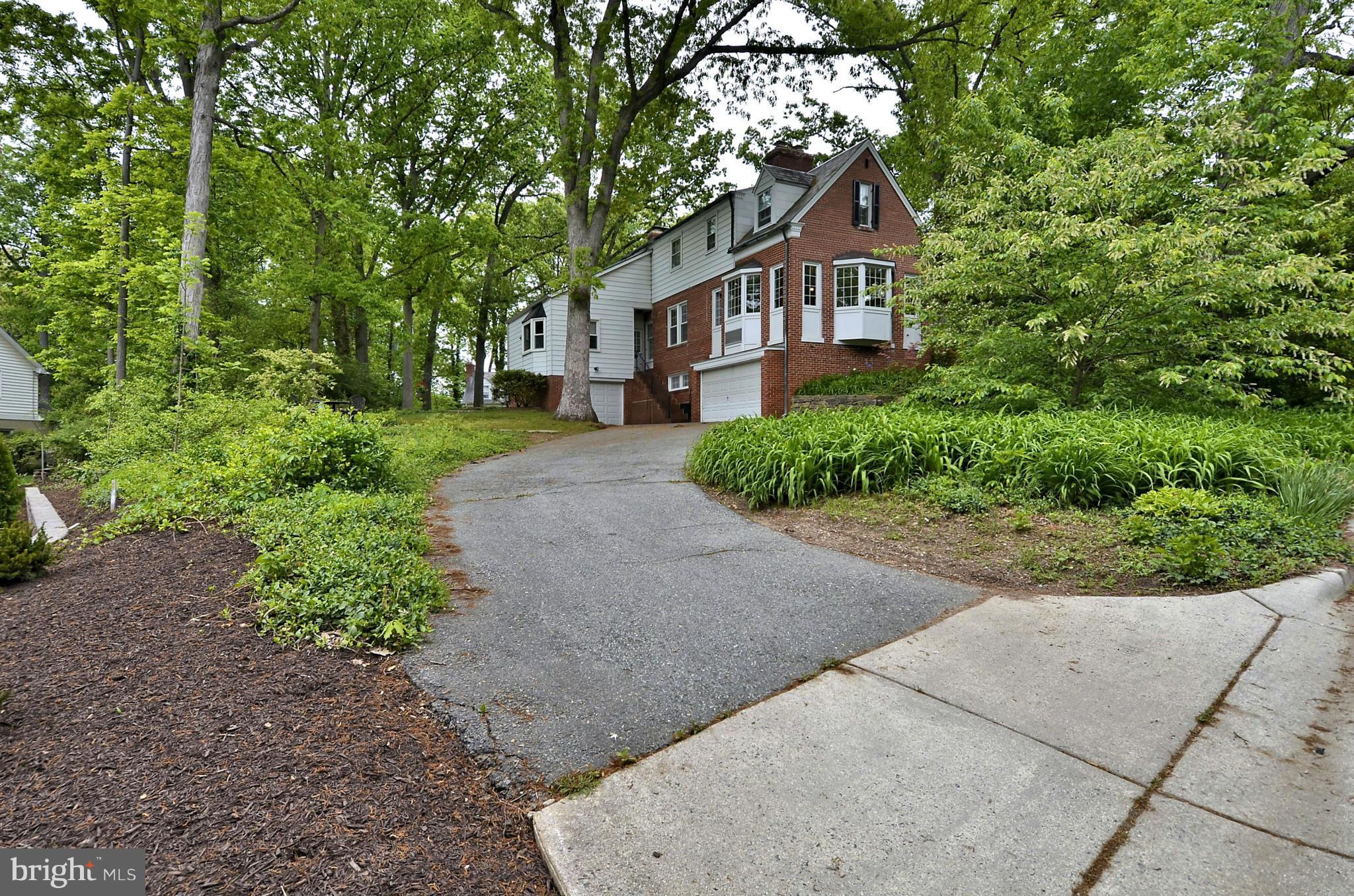 6300 Poe Road Bethesda, MD 20817 - Photo 8 of 29 Exterior (Rear)