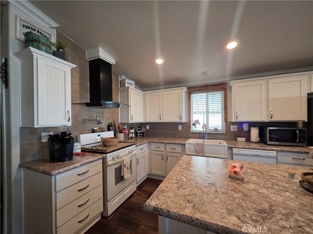 27150 Shadel Road, Unit 146 Menifee, CA 92586 - Photo 17 of 28