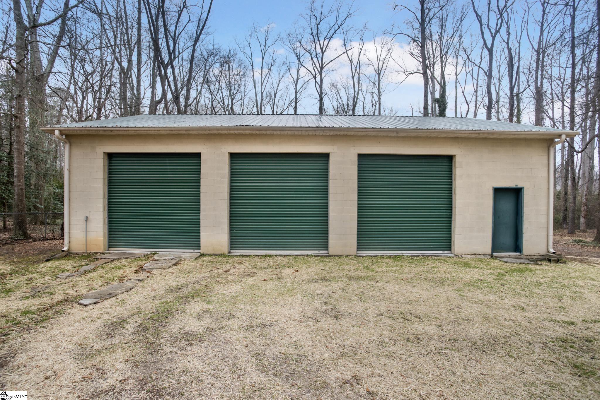 344 Spring Forest Drive Simpsonville, SC 29681 - Photo 23 of 36 Gallery Image 23