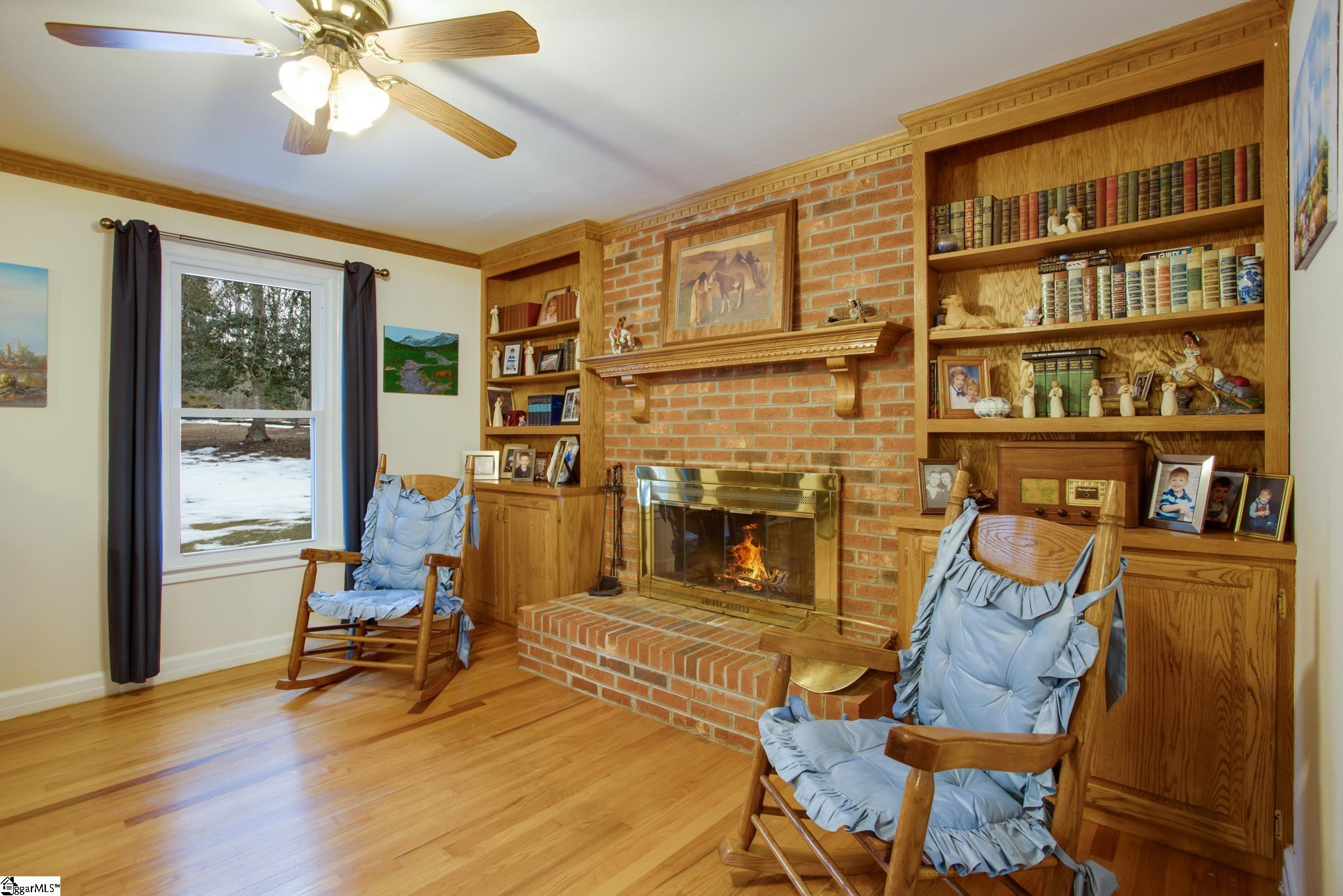 344 Spring Forest Drive Simpsonville, SC 29681 - Photo 7 of 36 Gallery Image 7
