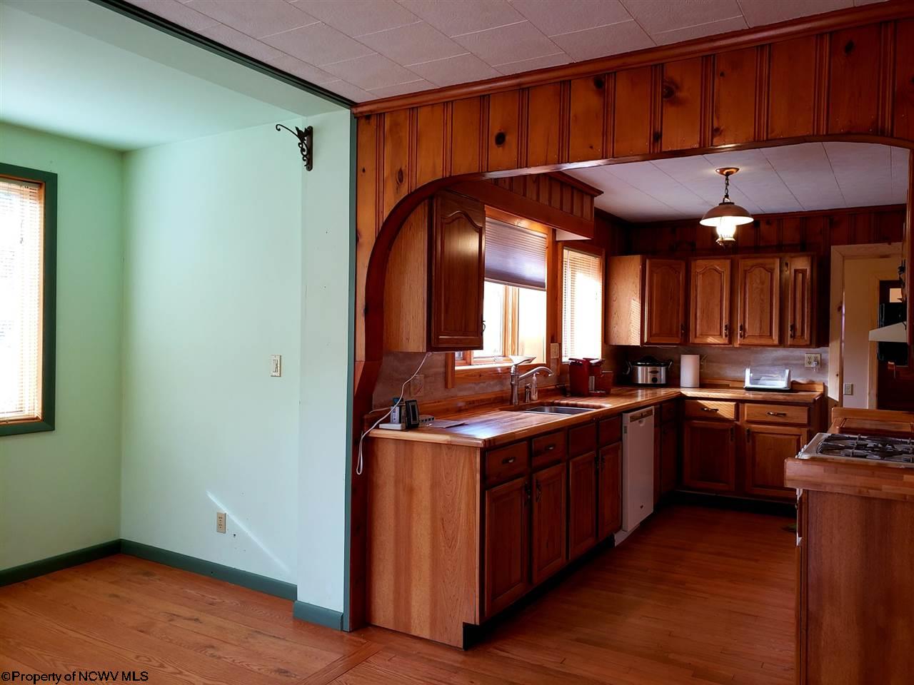 37 Rock Lake Road Fairmont, WV 26554 - Photo 7 of 20 Gallery Image 7