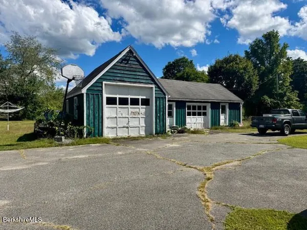 $365,000 | 153 East Main Street, Sheffield, MA 01222
