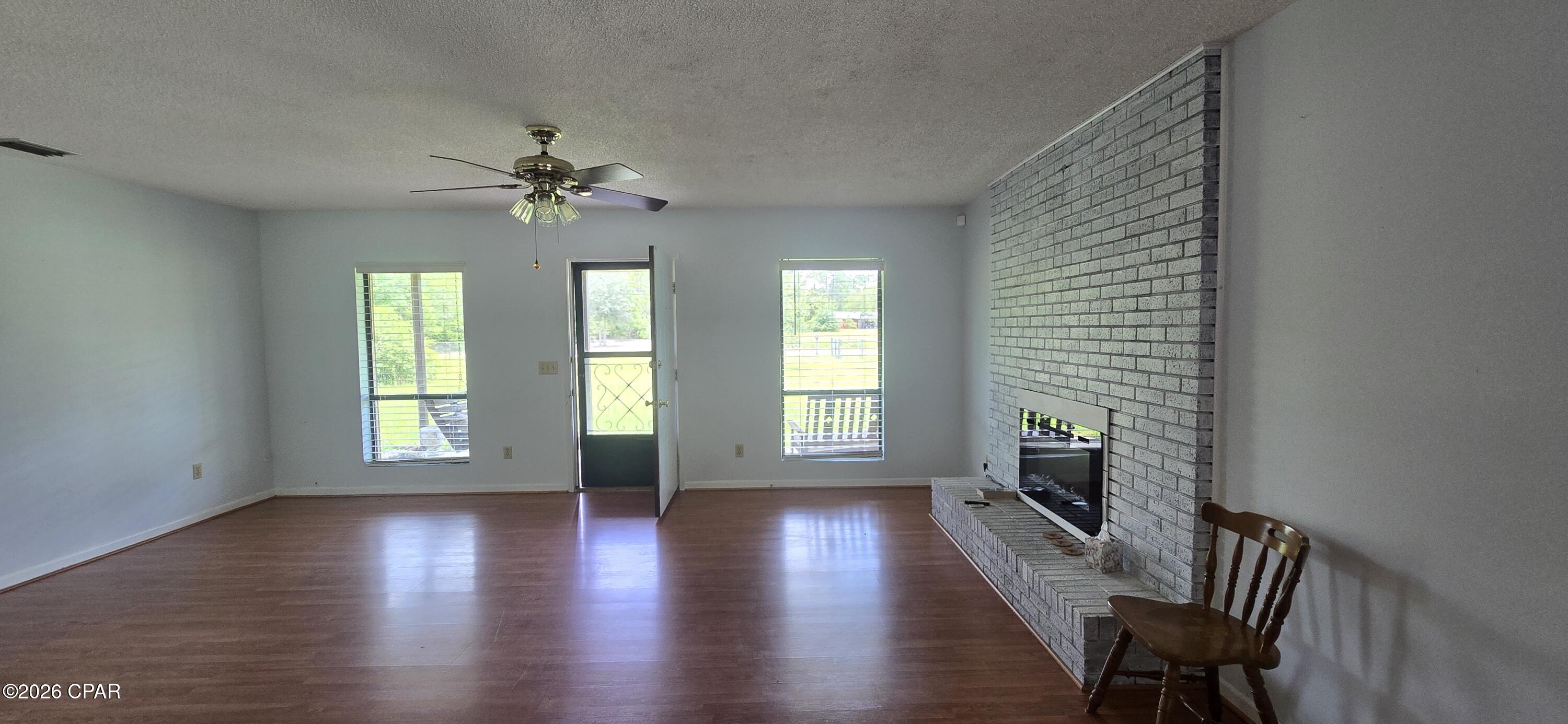 12835 Farm Road Southport, FL 32409 - Photo 3 of 13