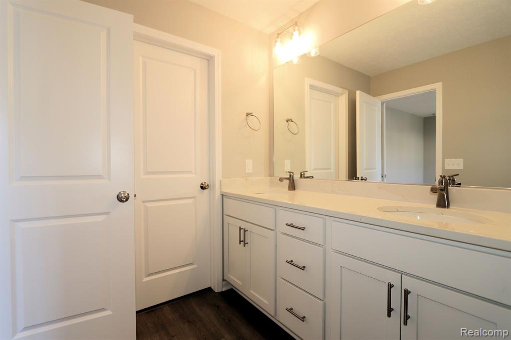 1703 Ashfield Street Howell, MI 48855 - Photo 27 of 56