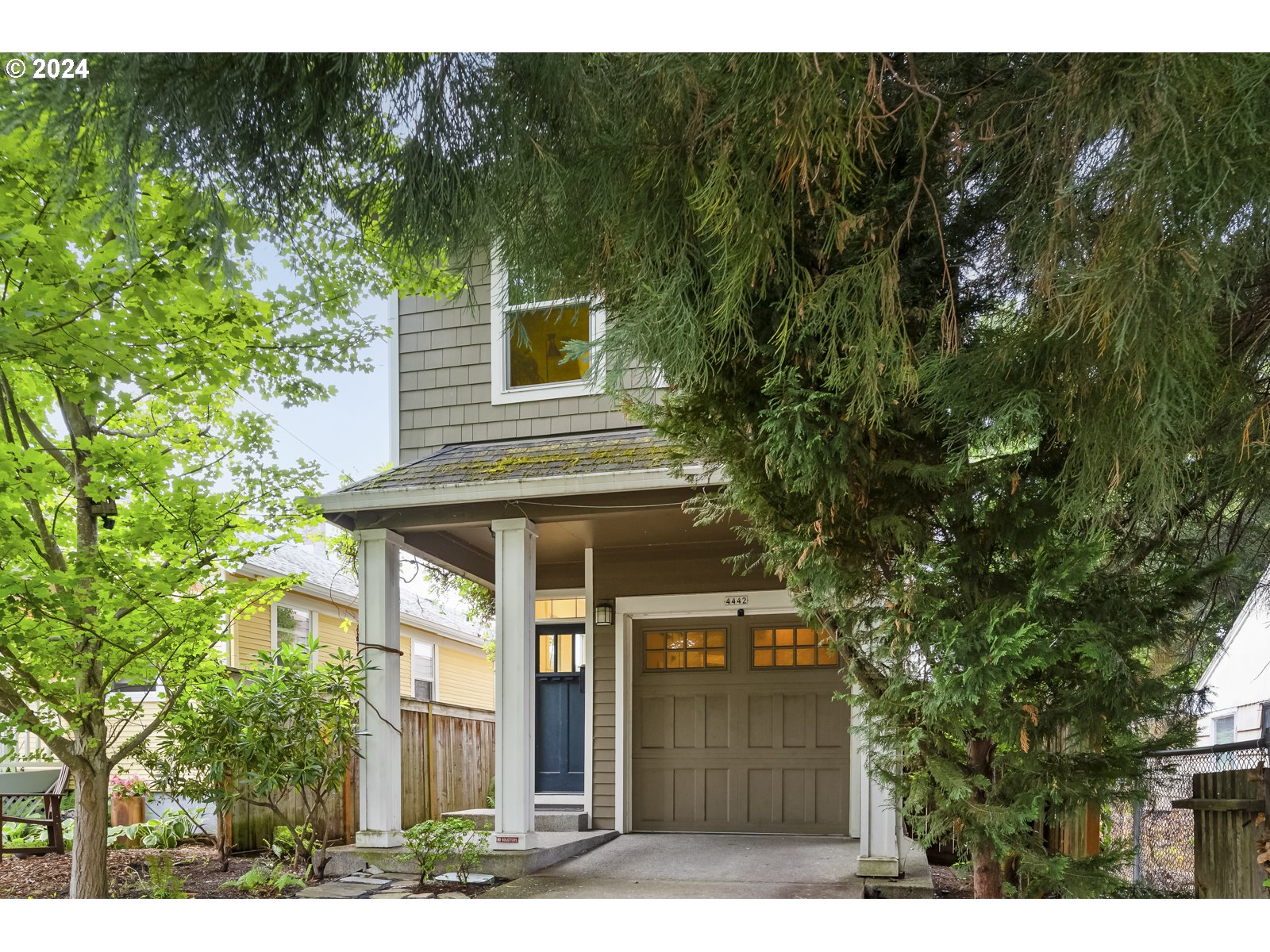 4442 Southeast Rural Street Portland, OR 97206 - Photo 3 of 40 Gallery Image 3