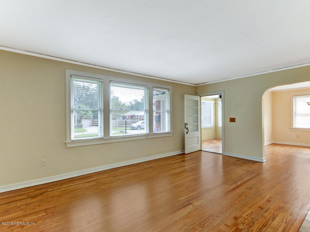 4154 London Road Jacksonville, FL 32207 - Photo 12 of 40 4154 London Rd Jacksonville FL-MLS_Size-