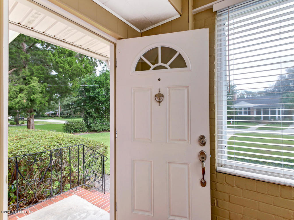 4154 London Road Jacksonville, FL 32207 - Photo 6 of 40 4154 London Rd Jacksonville FL-MLS_Size-