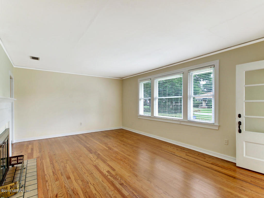 4154 London Road Jacksonville, FL 32207 - Photo 10 of 40 4154 London Rd Jacksonville FL-MLS_Size-