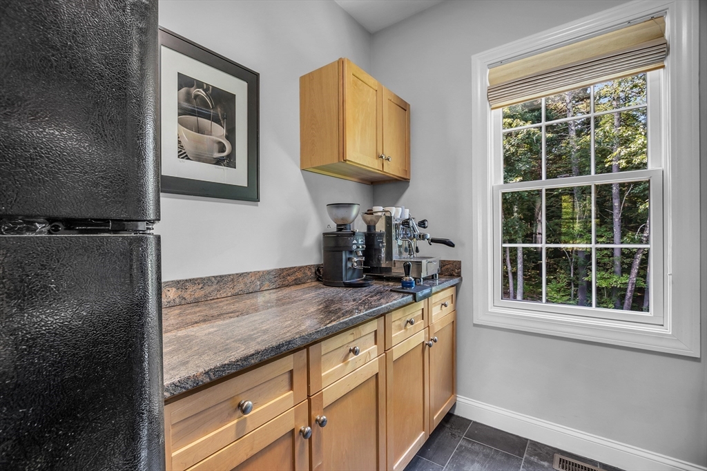 26 Kettell Plain Road Stow, MA 01775 - Photo 8 of 38 Gallery Image 8
