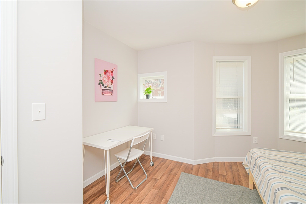 23 Warwick Street Boston, MA 02120 - Photo 9 of 13