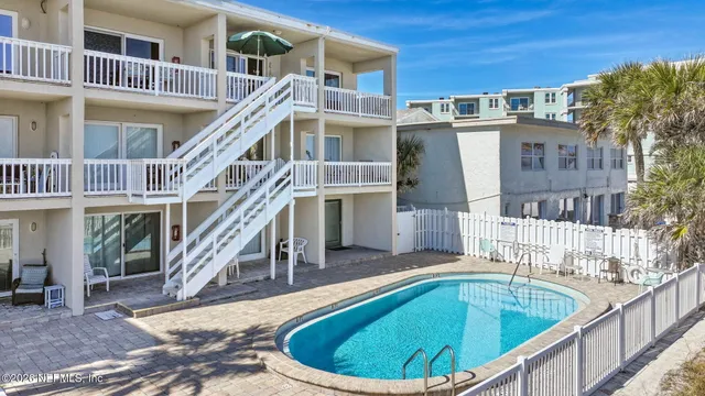 $420,000 | 811 1st Street South, Unit 10, Jacksonville Beach, FL 32250