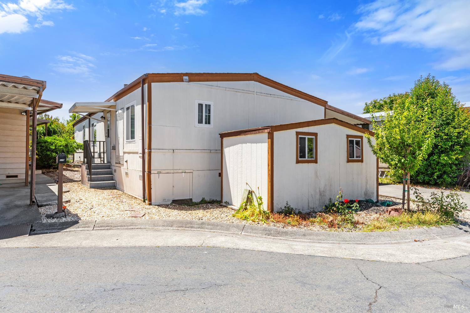226 Parque Margarita Rohnert Park, CA 94928 - Photo 29 of 43