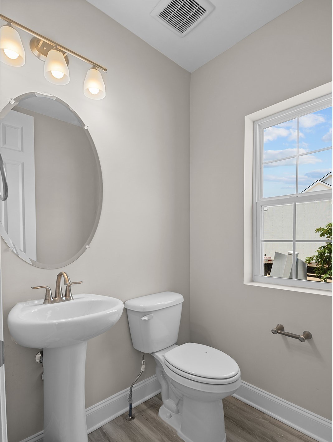127 Timber Crest Trail White Bluff, TN 37187 - Photo 11 of 22 a bathroom with a sink mirror and toilet