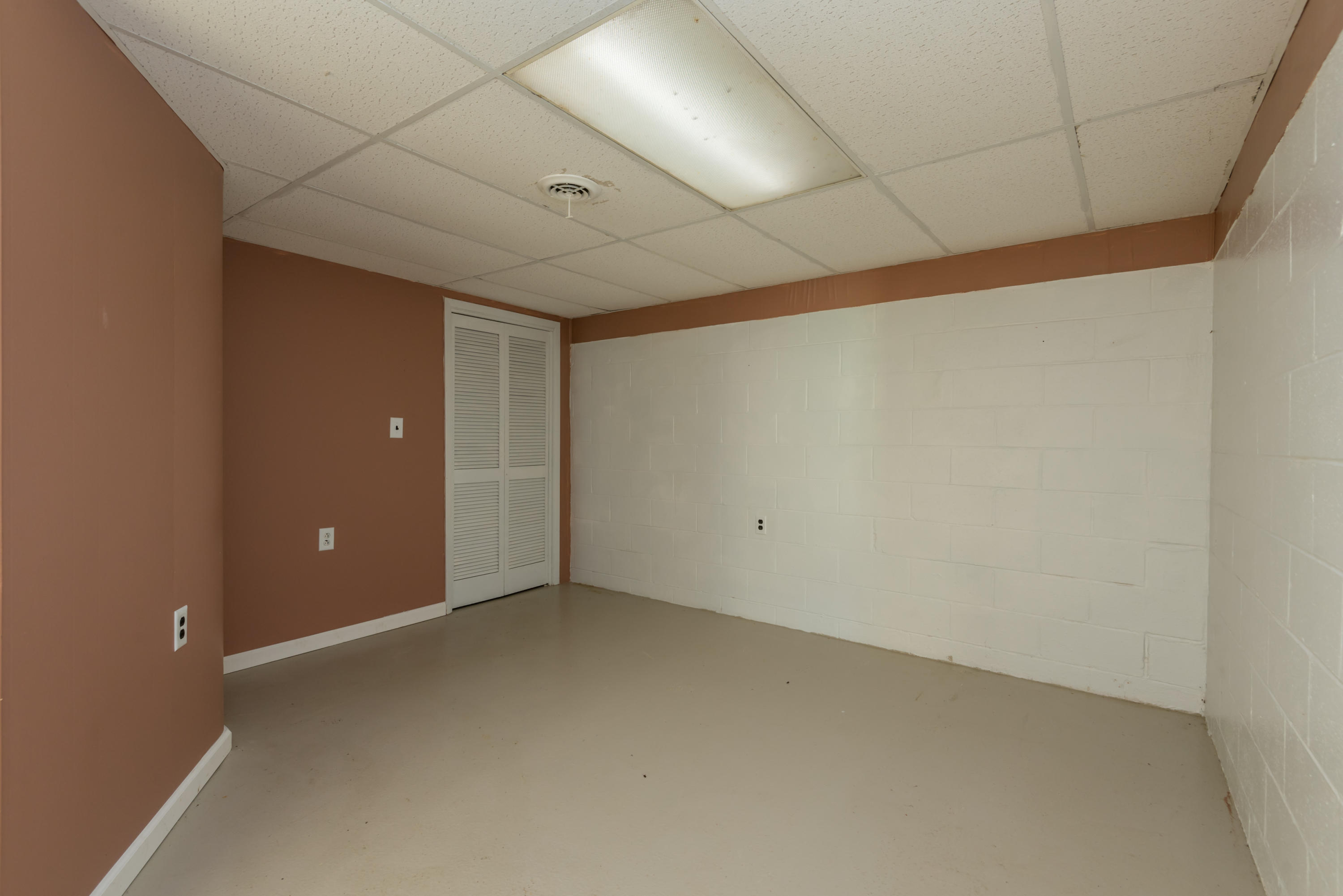 1031 Federal Road Madisonville, TN 37354 - Photo 28 of 36 1031FederalRd-28