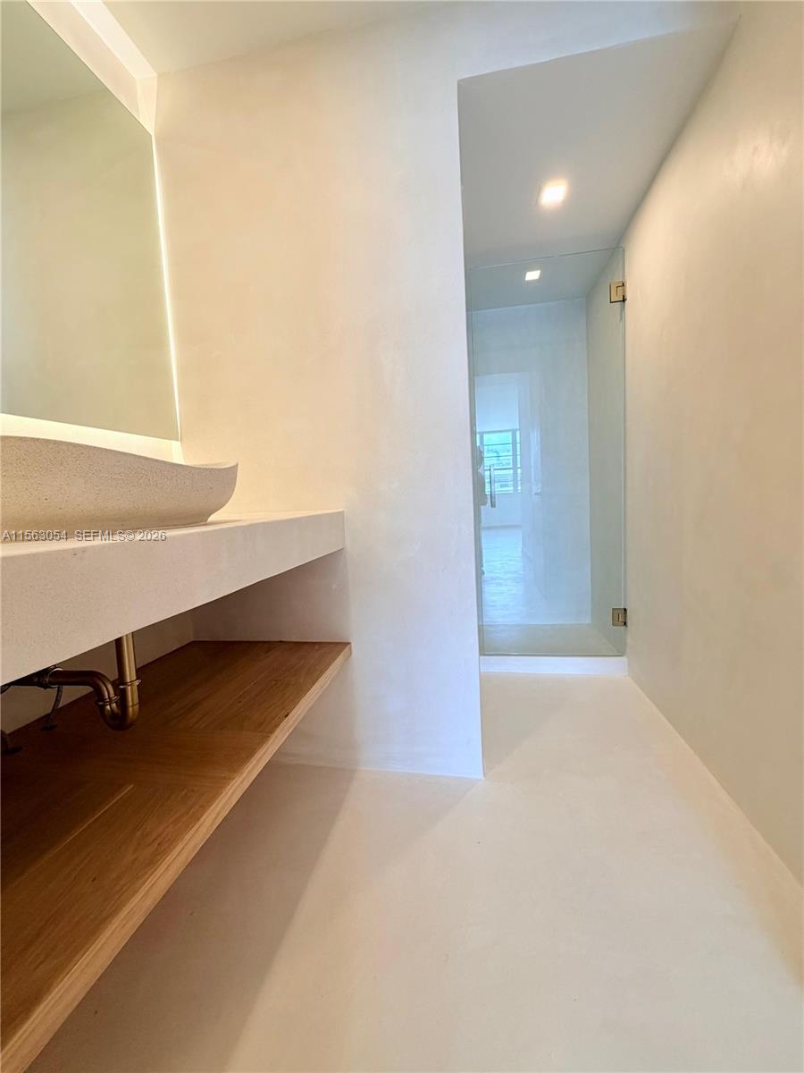 100 Lincoln Road, Unit 1241 Miami Beach, FL 33139 - Photo 14 of 18