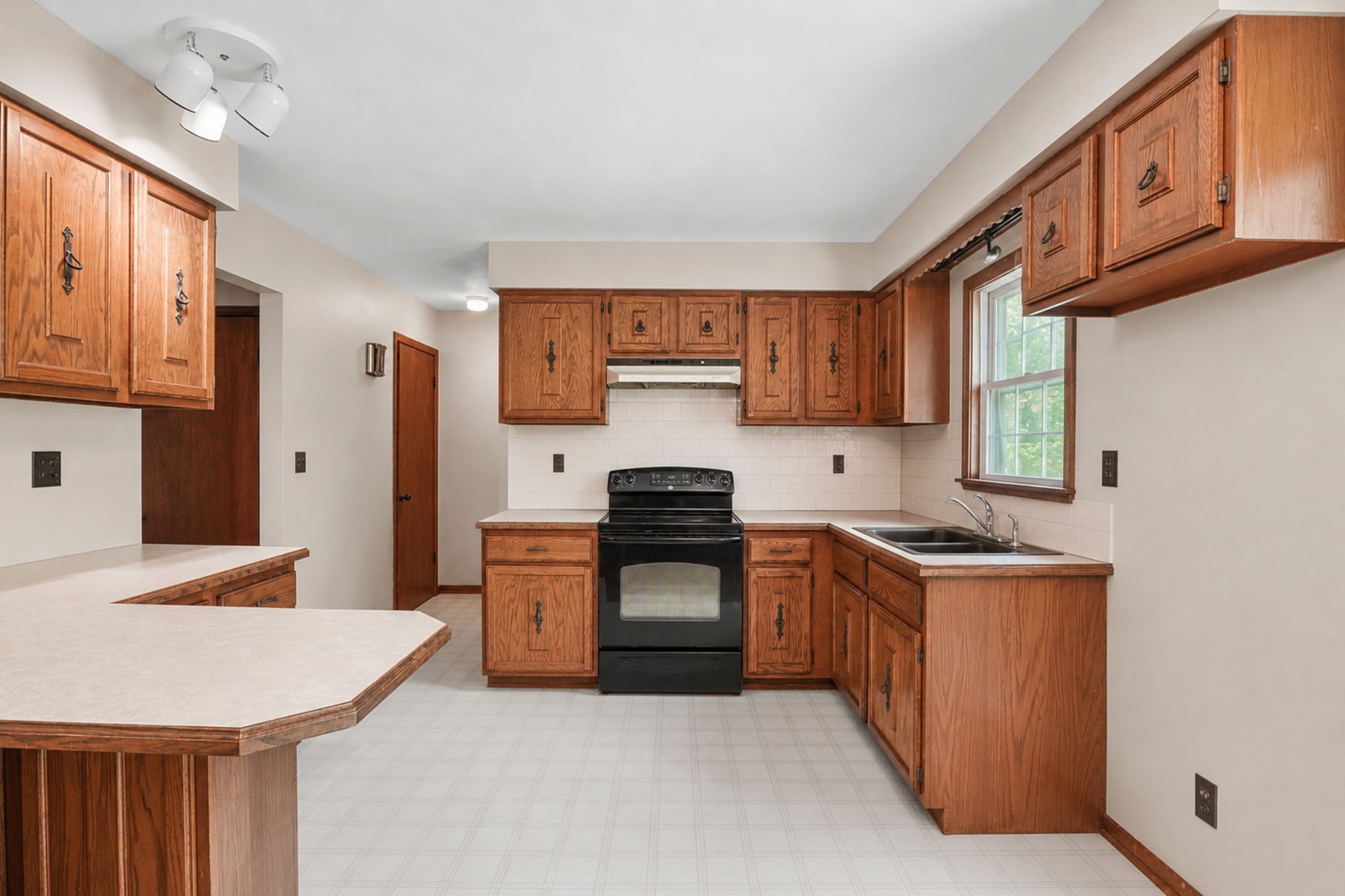41 Morgan Road Binghamton, NY 13903 - Photo 10 of 42