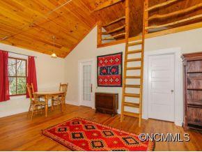 85 Johnny Marlow Road Fairview, NC 28730 - Photo 14 of 22 Gallery Image 14